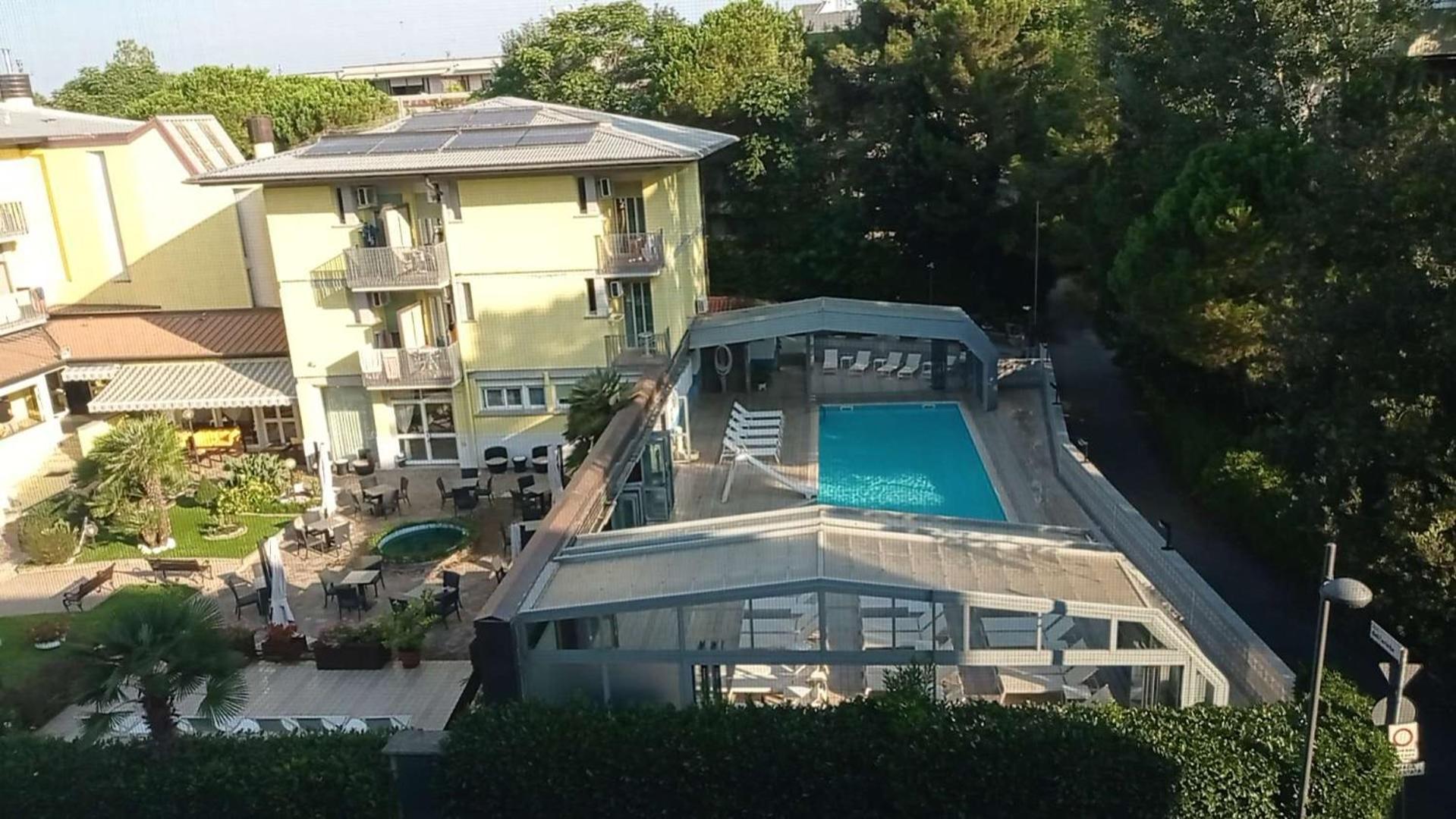 Seaview Beach Front Grado Pineta Andromeda المظهر الخارجي الصورة