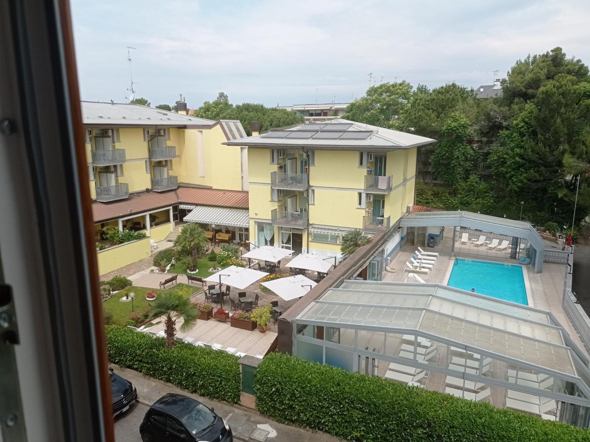 Seaview Beach Front Grado Pineta Andromeda الغرفة الصورة